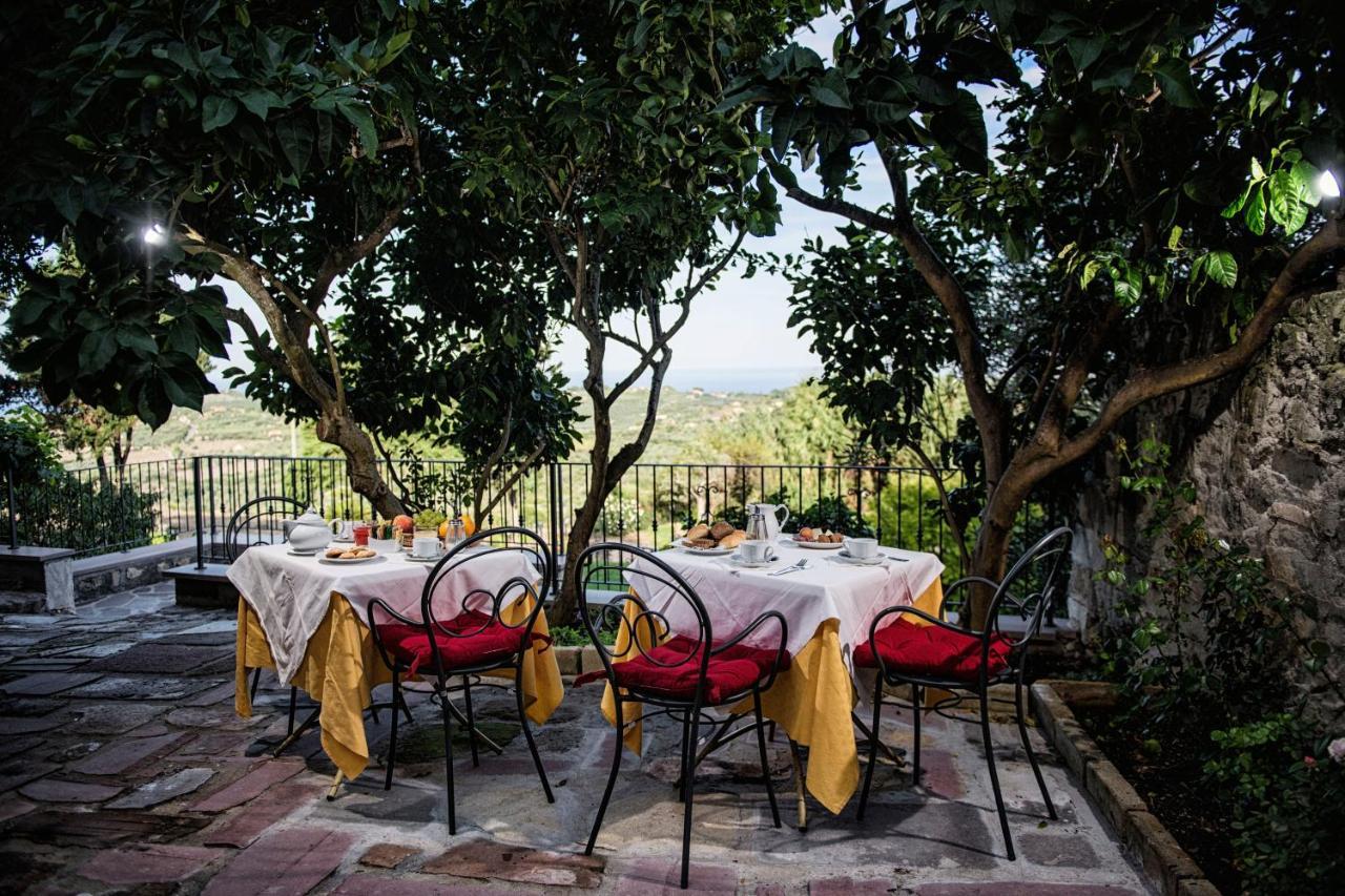 Hotel Villa Gli Asfodeli Tresnuraghes Extérieur photo
