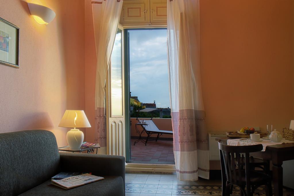 Hotel Villa Gli Asfodeli Tresnuraghes Extérieur photo