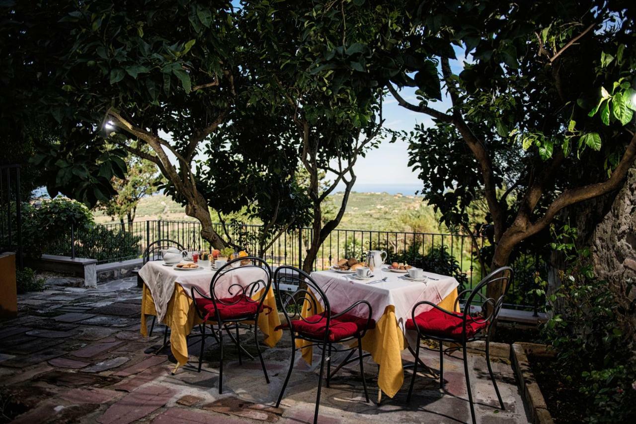 Hotel Villa Gli Asfodeli Tresnuraghes Extérieur photo